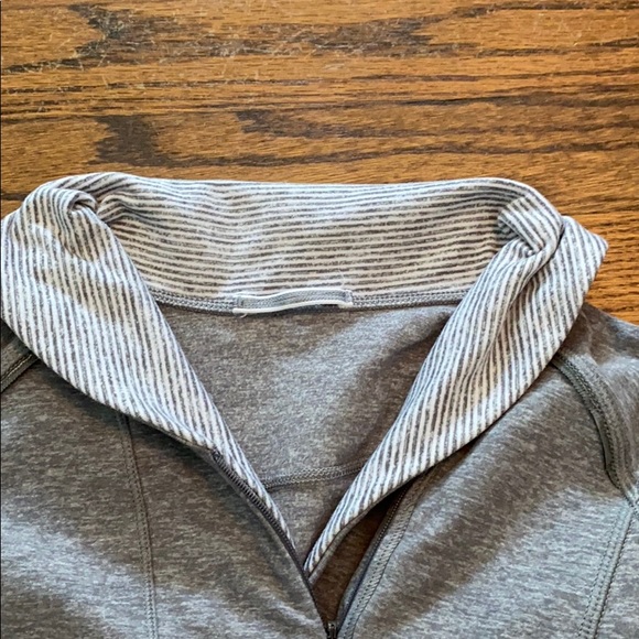 Lululemon pullover - Picture 5 of 7